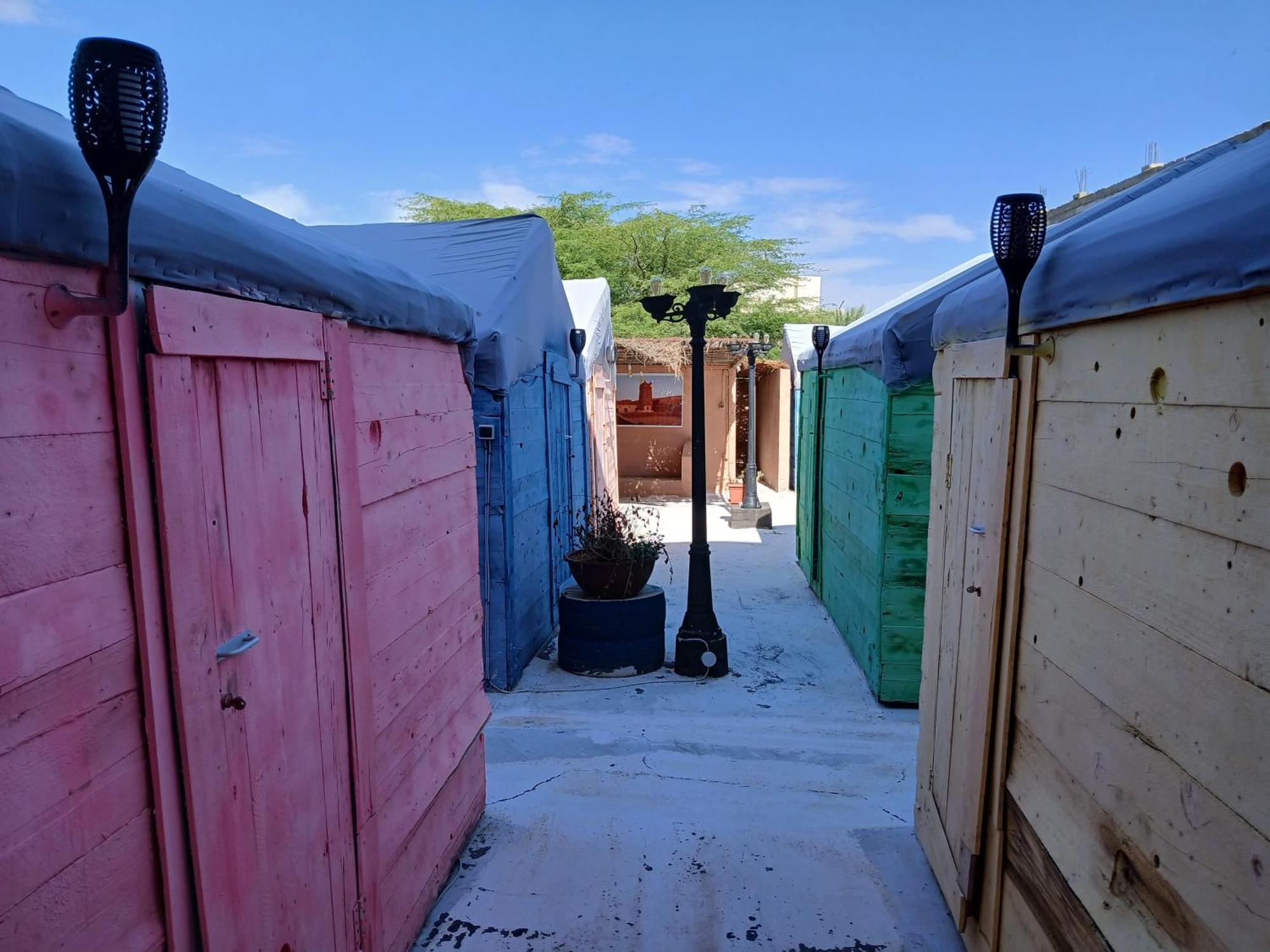 "Par 4 Chemins" - Atypical Stopover Nouakchott Eksteriør bilde